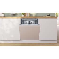 Popolnoma vgradni pomivalni stroj BOSCH SMV4HVX14E Serie 4