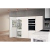 Vgradni hladilnik z zamrzovalnikom Whirlpool WHC18 T573